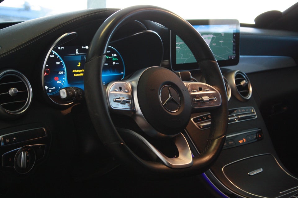 Mercedes C300 e 2,0 AMG Line Night Edition stc. aut. 5d