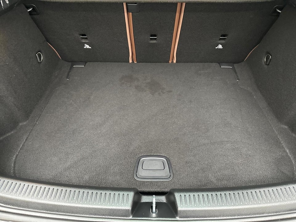 Mercedes A200 1,3 Progressive Line aut. 5d