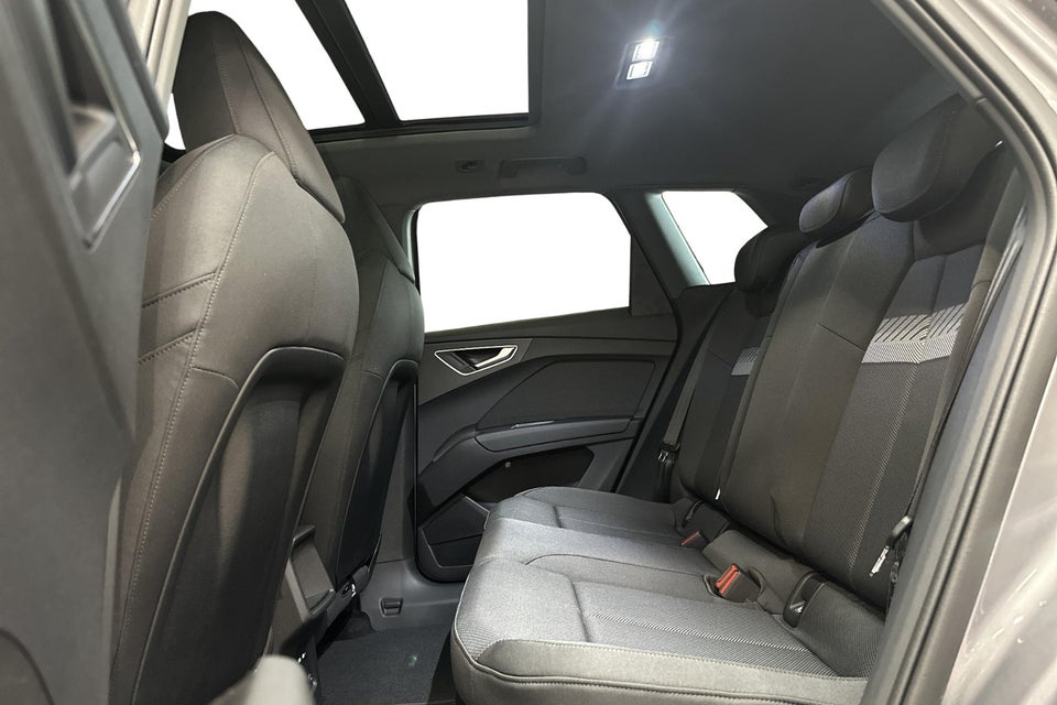 Audi Q4 e-tron 45 S-line Edition 5d