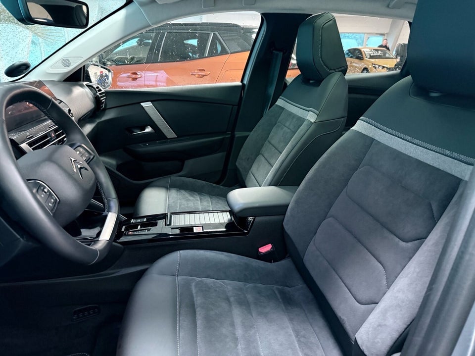 Citroën ë-C4 X 50 Palais Sky 4d