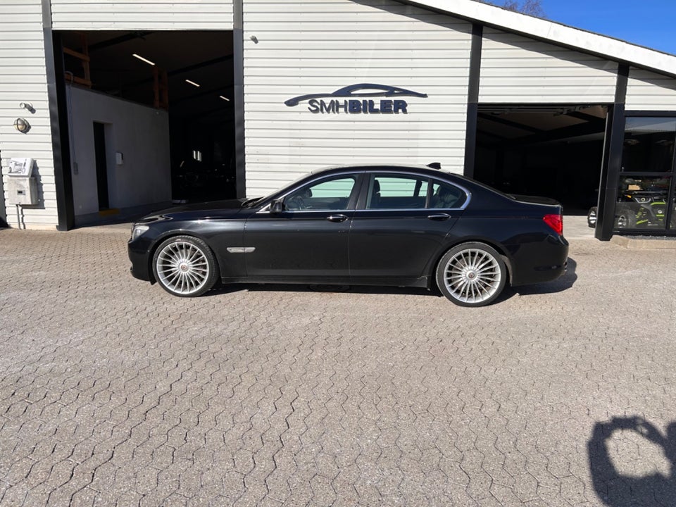 BMW 750i 4,4 aut. 4d