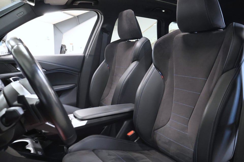 BMW iX1 xDrive30 Charged M-Sport 5d