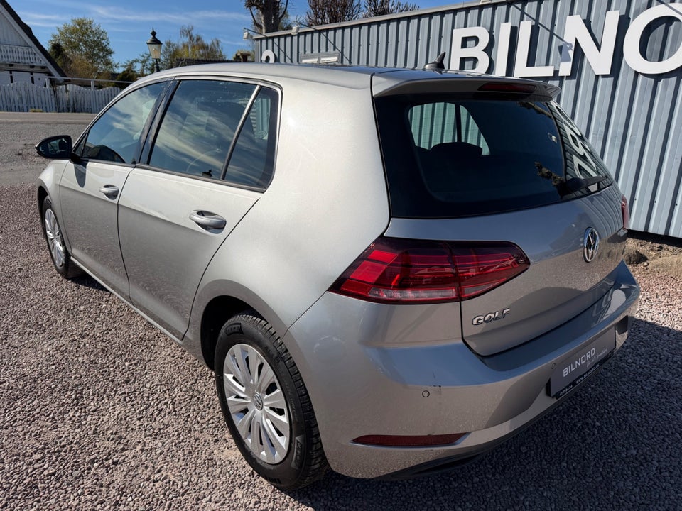 VW Golf VII 1,0 TSi 85 Trendline 5d