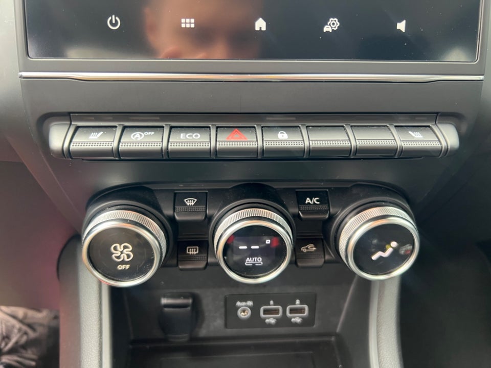 Renault Captur 1,0 TCe 95 Zen Van 5d