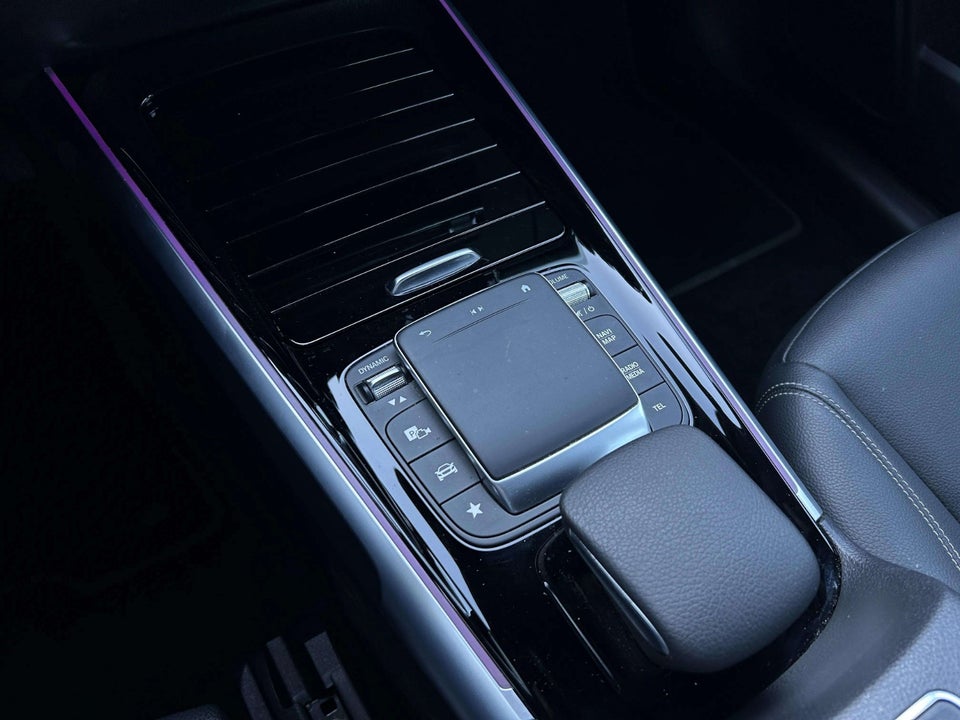 Mercedes EQB300 Progressive 4Matic 5d