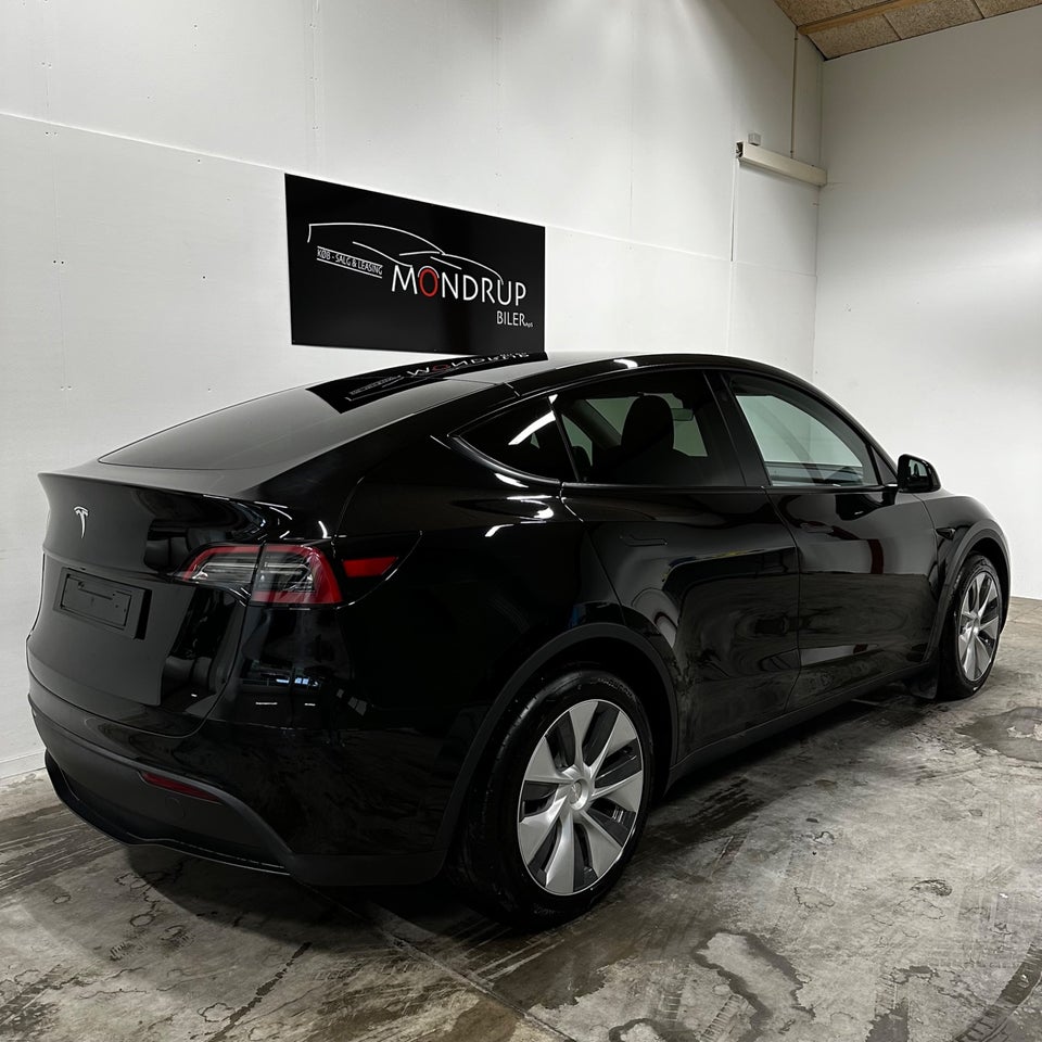 Tesla Model Y RWD 5d