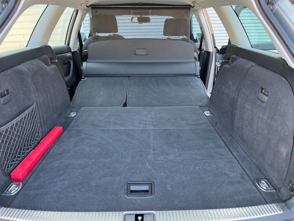 Audi A4 2,0 S-line Avant 5d