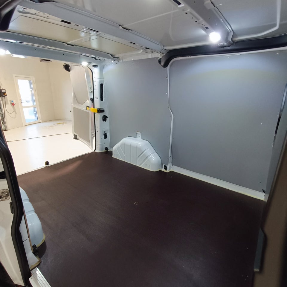 Ford Transit Custom 300 L1 2,0 TDCi 130 Trend