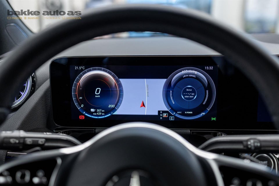 Mercedes EQA300 Progressive 4Matic 5d