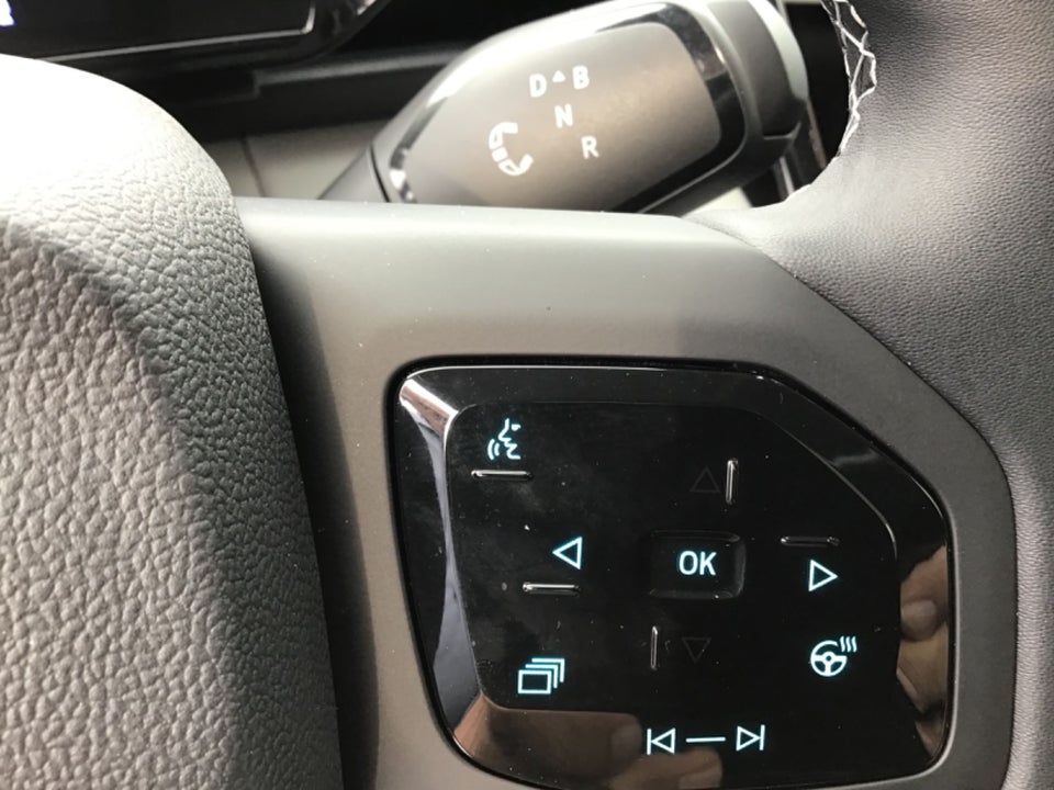Ford Explorer 79 Premium Extended Range AWD 5d