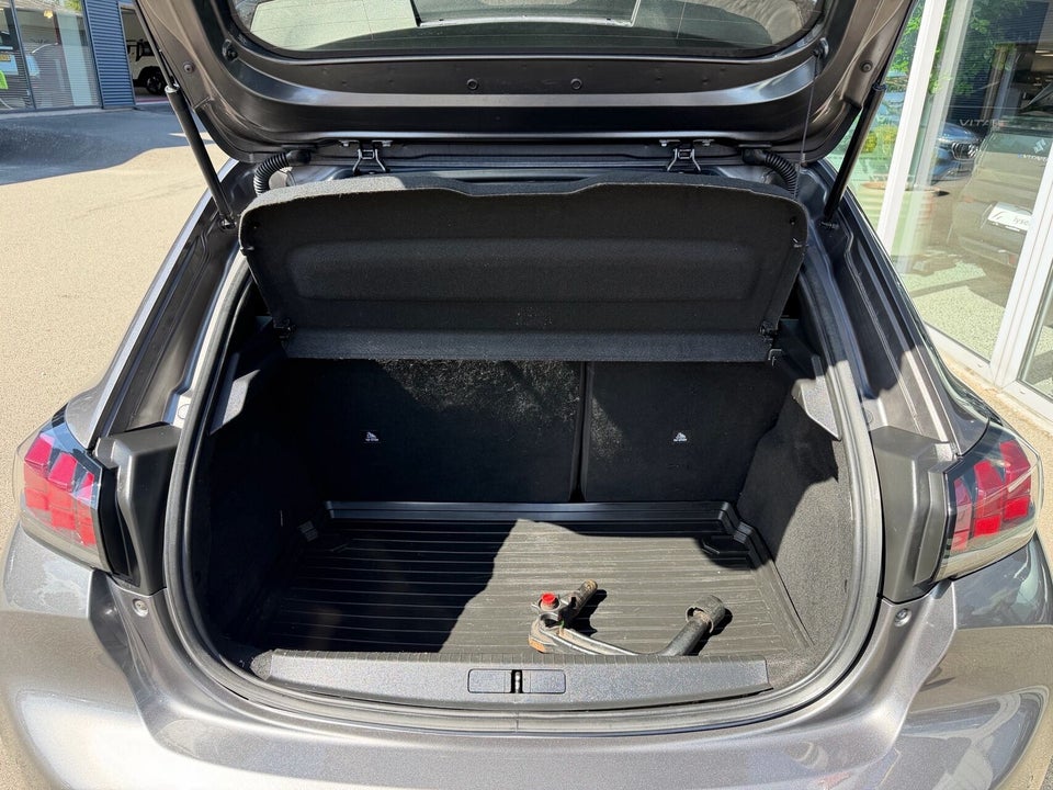 Peugeot 208 1,2 PureTech 75 Like 5d