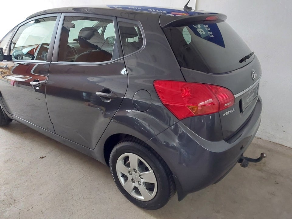 Kia Venga 1,6 CVVT Premium aut. 5d