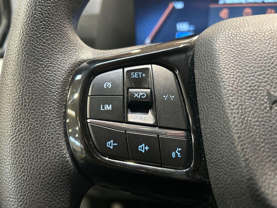 Ford E-Transit Custom 320L 64 Trend