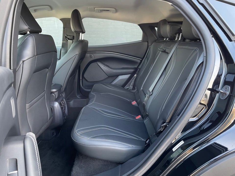 Ford Mustang Mach-E 78 Standard Range 5d