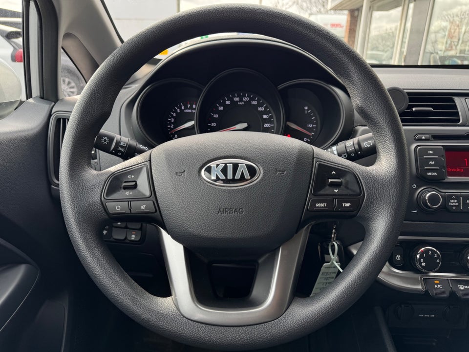 Kia Rio 1,2 CVVT Active 3d