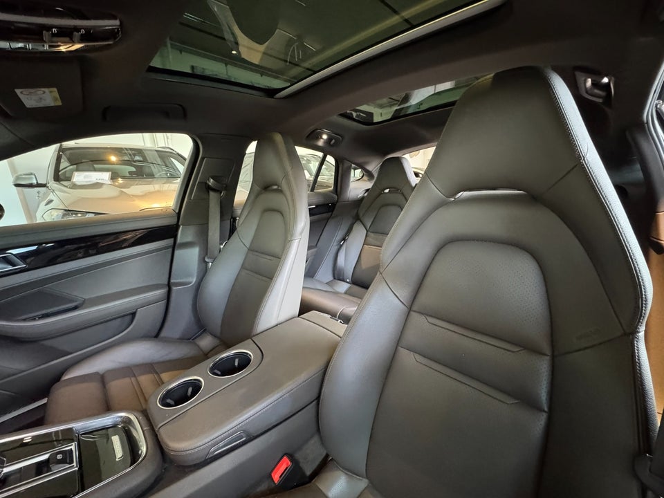 Porsche Panamera 4 2,9 E-Hybrid PDK 5d