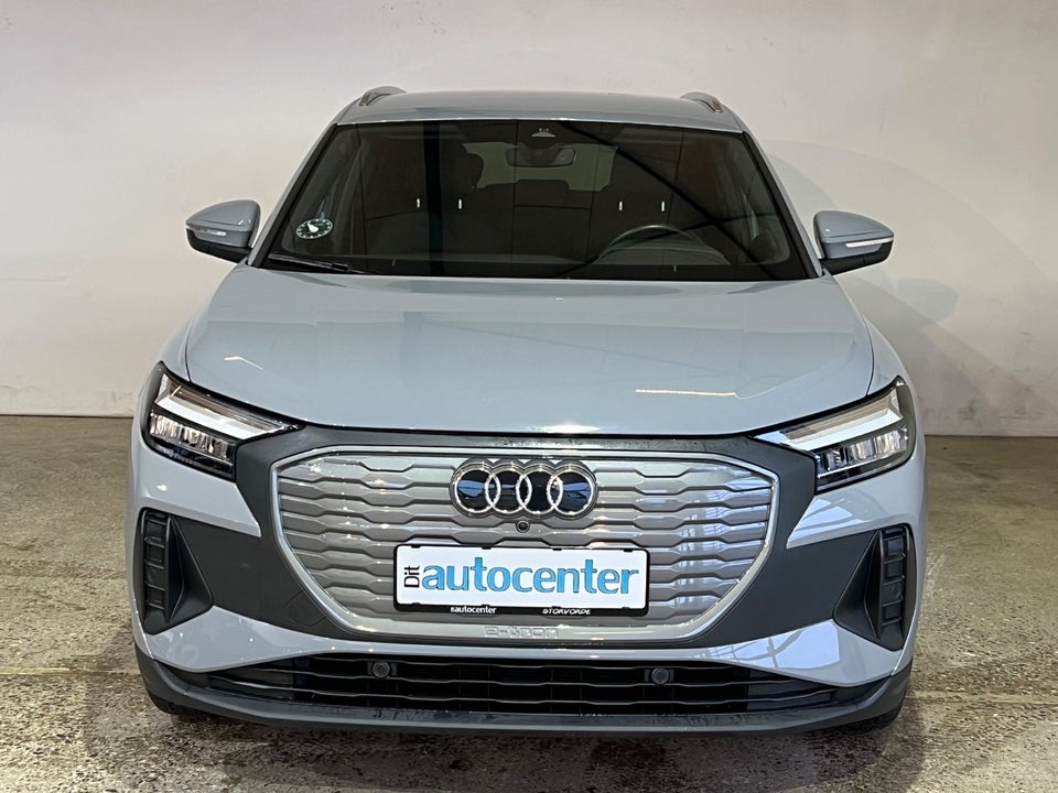 Audi Q4 e-tron 40  5d