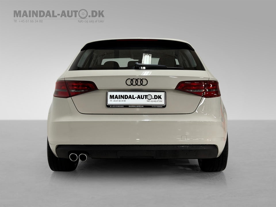 Audi A3 2,0 TDi 150 Attraction Sportback 5d