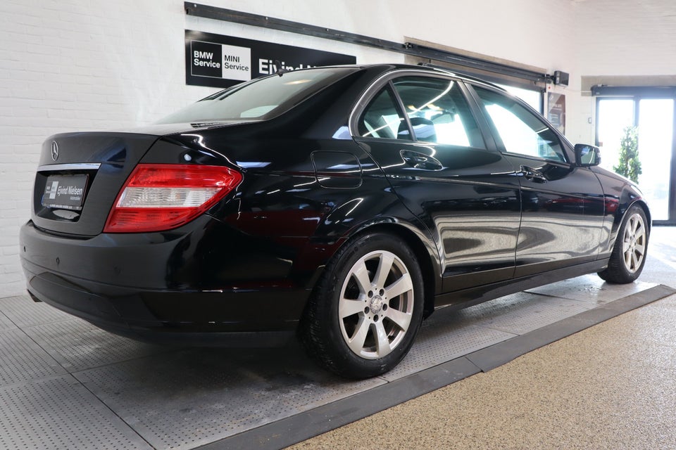 Mercedes C200 2,2 CDi BE 4d