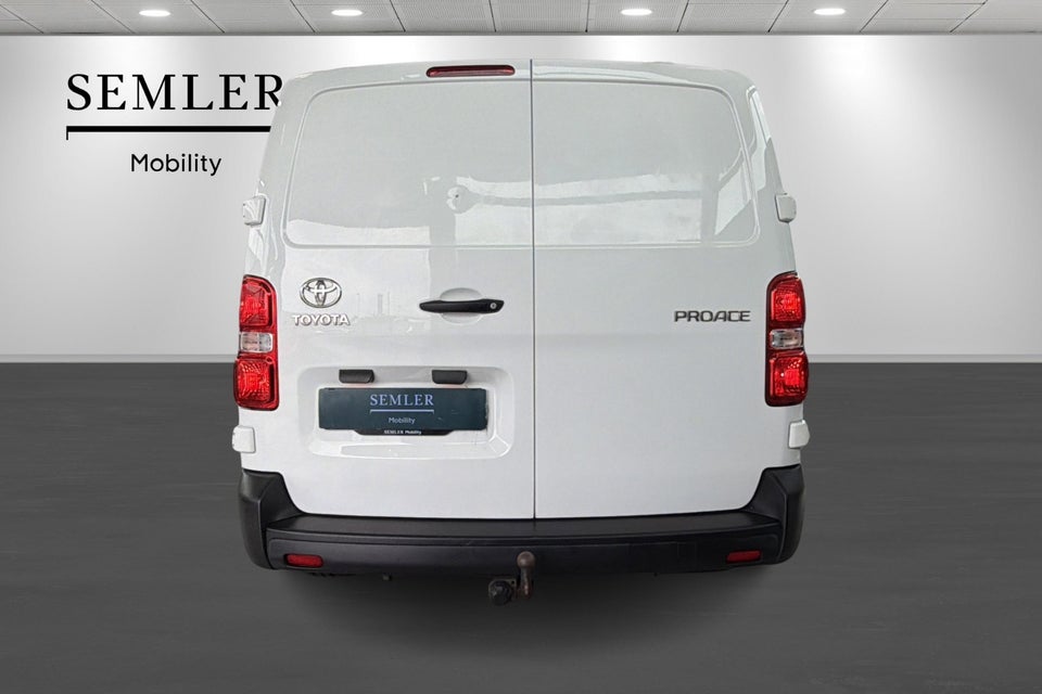 Toyota ProAce 2,0 D 122 Long Comfort 5d
