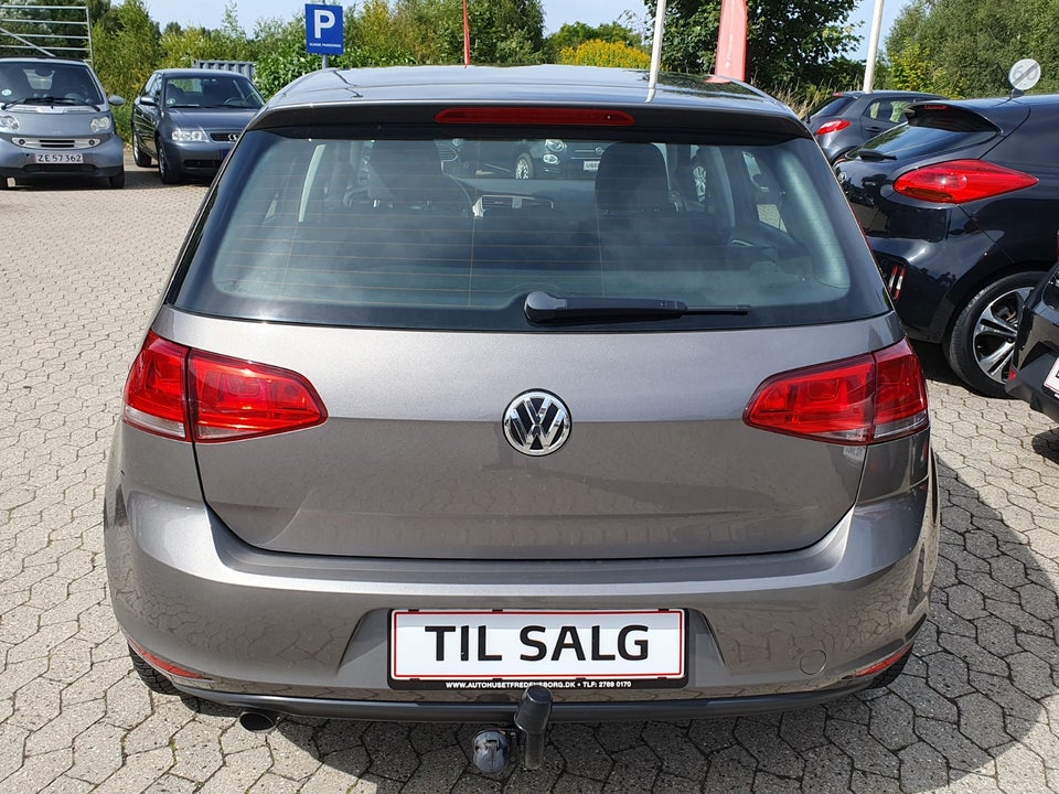 VW Golf VII 1,6 TDi 105 Comfortline BMT 5d