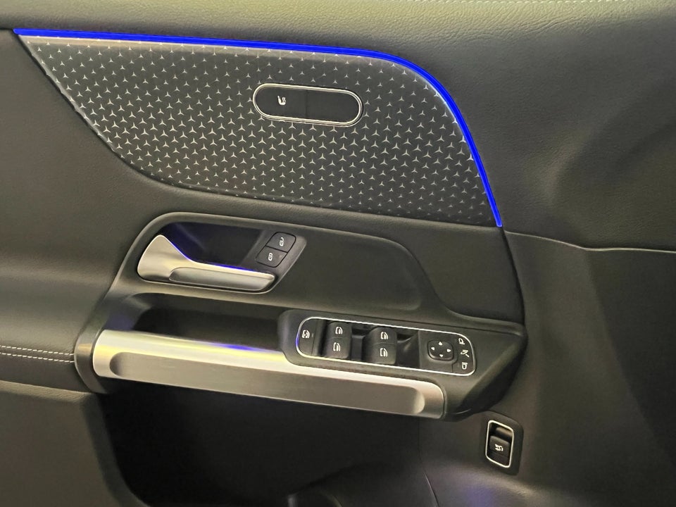 Mercedes EQB250+ Progressive 5d