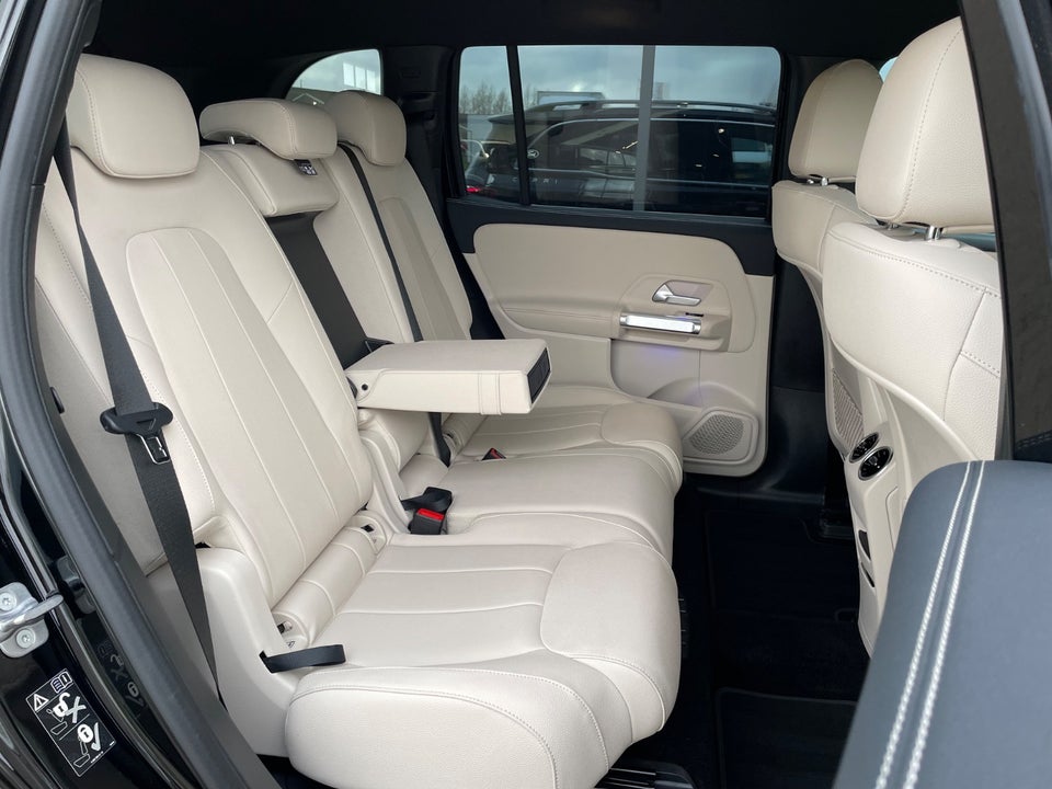 Mercedes EQB250+ Progressive 5d