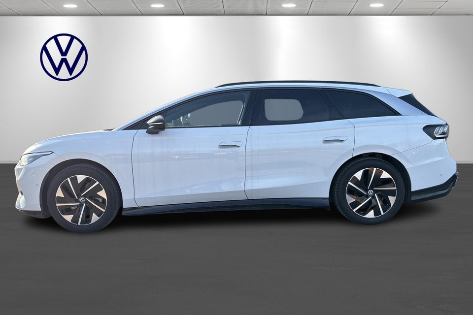 VW ID.7 77 Style+ Tourer 5d