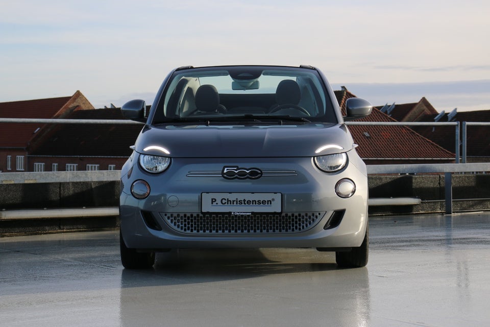 Fiat 500e 42 Icon Cabrio 2d