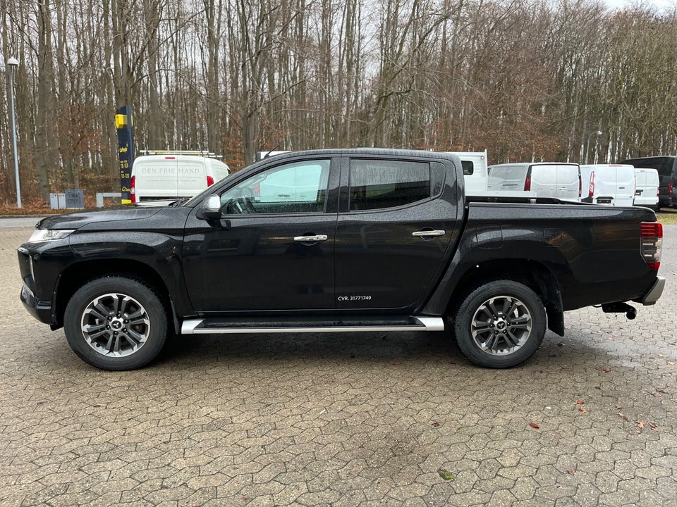 Mitsubishi L200 2,2 DI-D Instyle Db.Kab aut. 4d