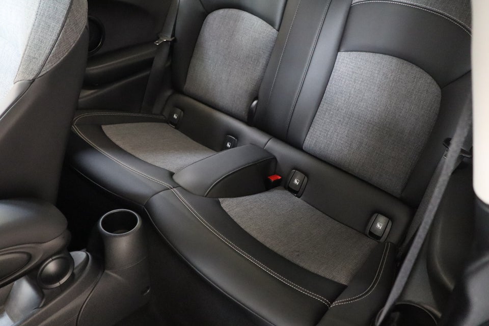MINI Cooper SE Classic Trim 3d