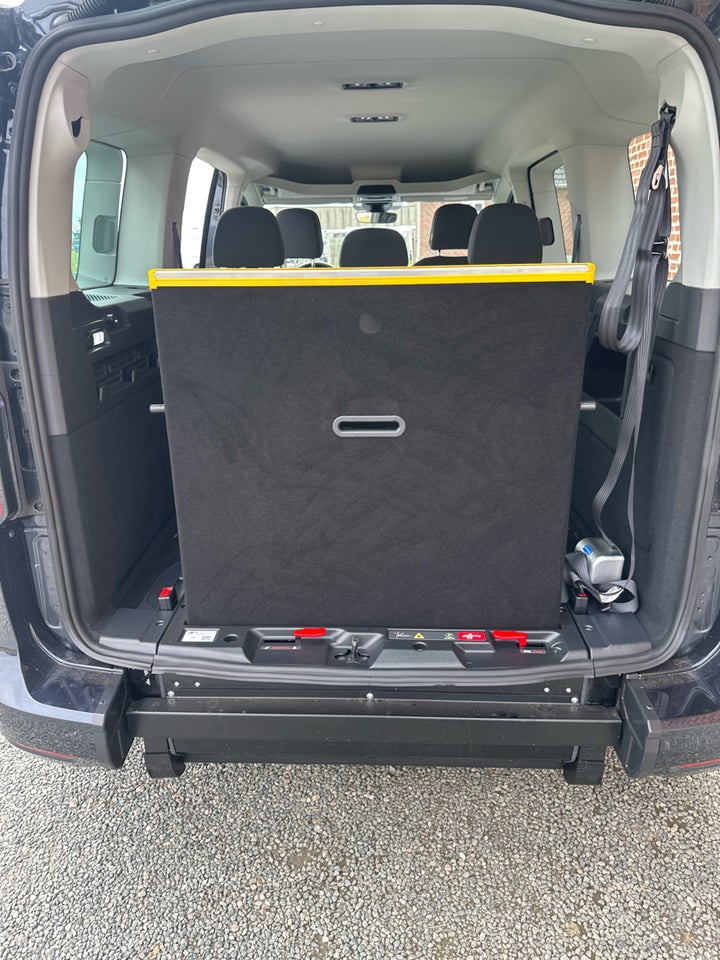 Ford Grand Tourneo Connect 2,0 EcoBlue Trend aut. 5d