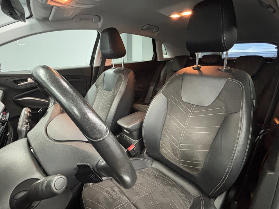 Opel Grandland 1,6 Hybrid Ultimate aut. 5d