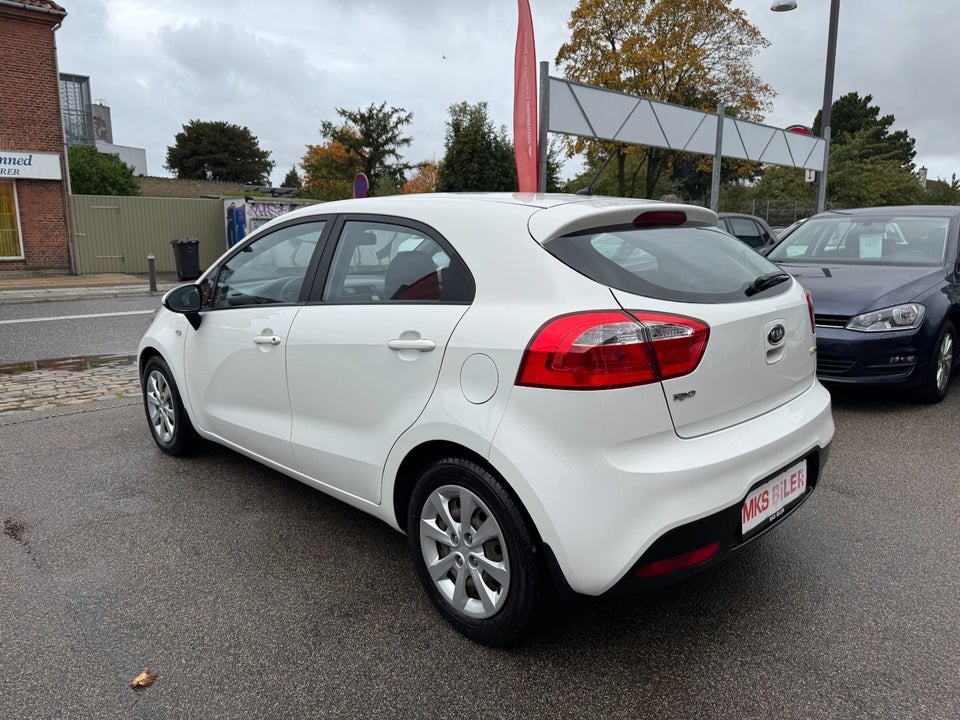 Kia Rio 1,2 CVVT Active 5d