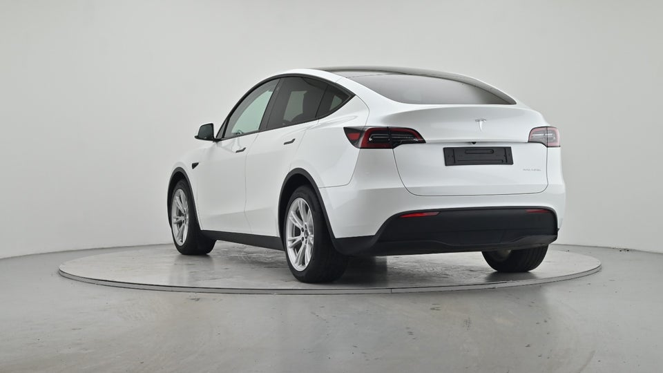 Tesla Model Y Long Range AWD 5d