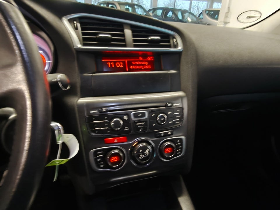 Citroën C4 1,6 e-HDi 115 Seduction 5d