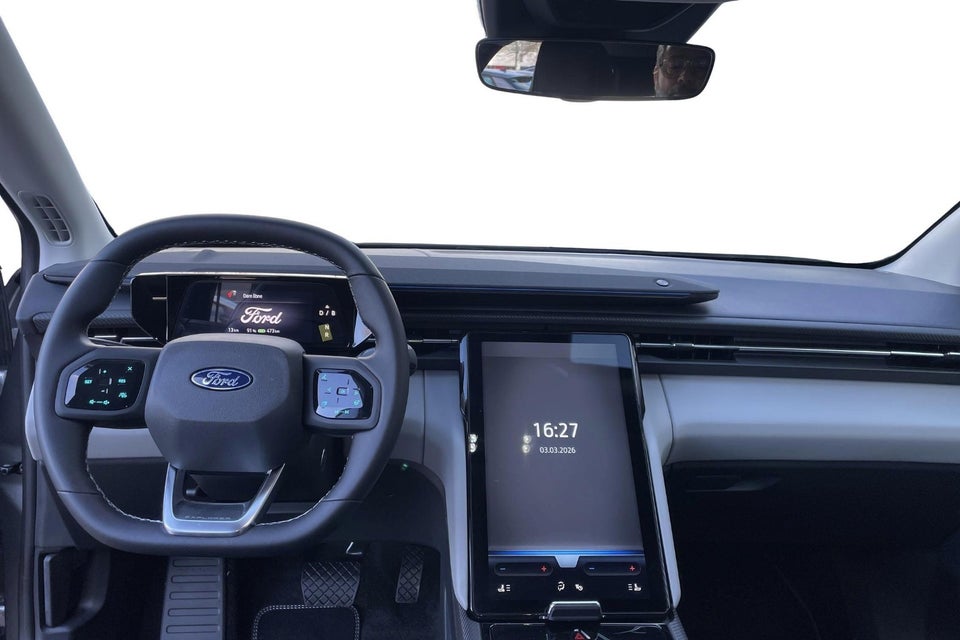 Ford Explorer 77 Premium Extended Range 5d