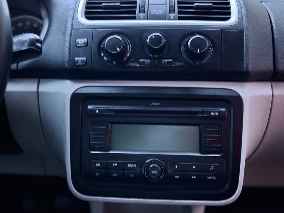 Skoda Roomster 1,2 12V Comfort 5d