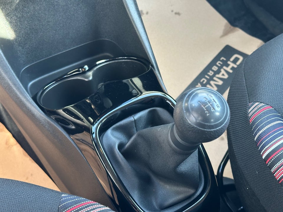 Citroën C1 1,0 VTi SportLine 5d