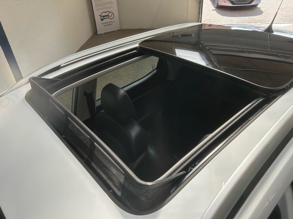 MG ZS 70 Luxury 5d