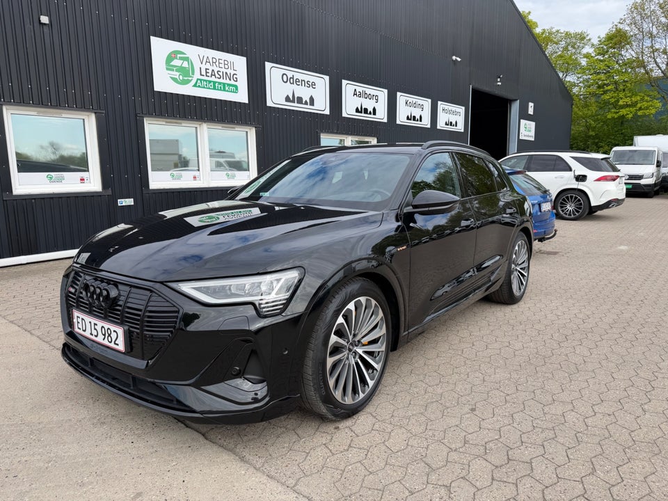 Audi e-tron 55 S-line quattro 5d