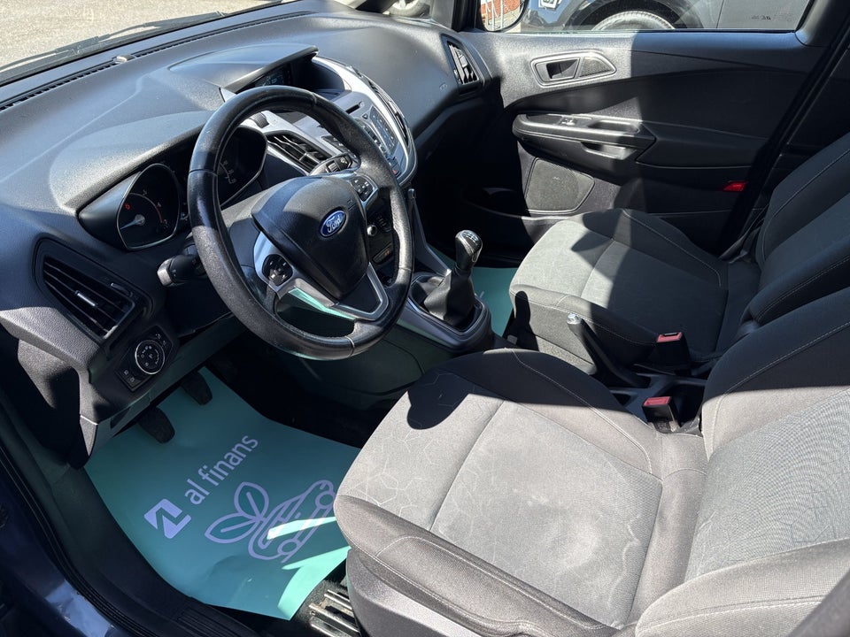 Ford B-MAX 1,0 SCTi 100 Titanium 5d