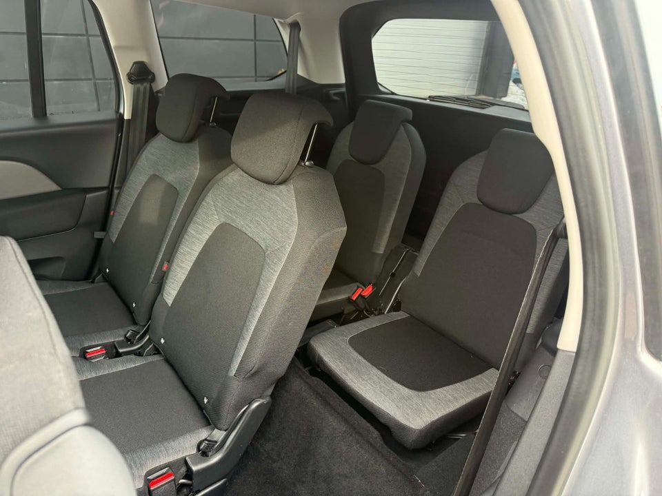 Citroën Grand C4 Picasso 1,2 PureTech 130 Iconic 7prs 5d
