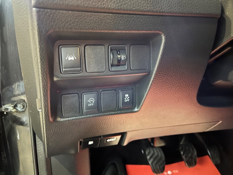 Nissan Qashqai 1,2 Dig-T 115 N-Vision 5d