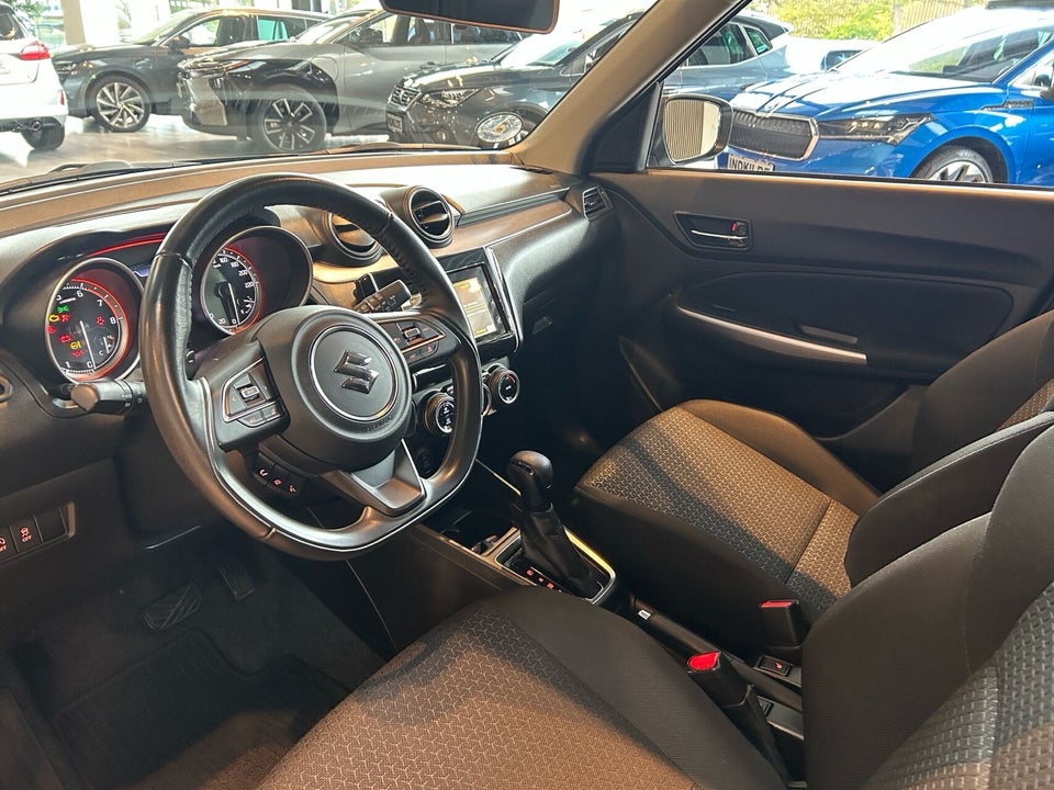 Suzuki Swift 1,2 mHybrid Exclusive CVT 5d