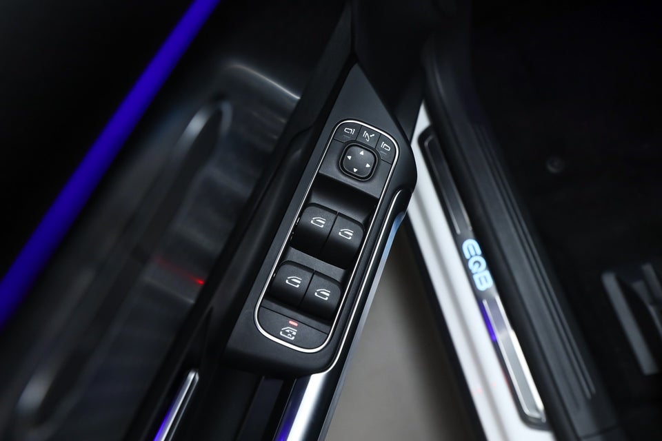 Mercedes EQB250+ AMG Advance 5d