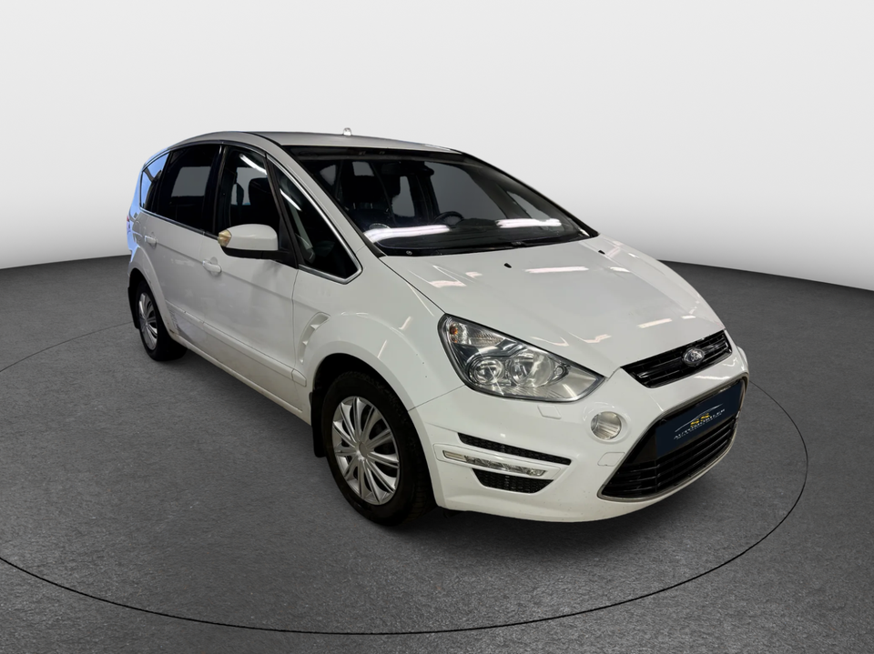 Ford S-MAX 2,0 TDCi 140 Titanium Van 5d