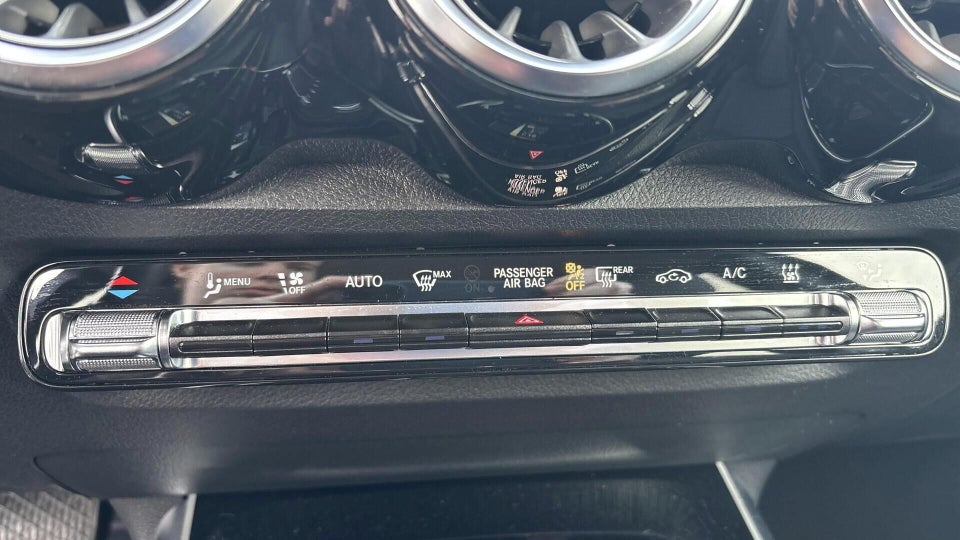 Mercedes EQB250+ Progressive 5d