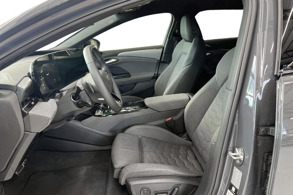 Audi A6 e-tron S-line Avant 5d