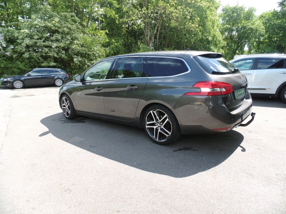 Peugeot 308 1,6 BlueHDi 120 Active SW 5d